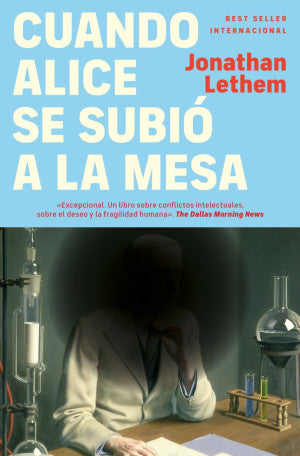 CUANDO ALICE SE SUBIO A LA MESA