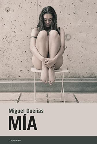 Mía [Paperback]